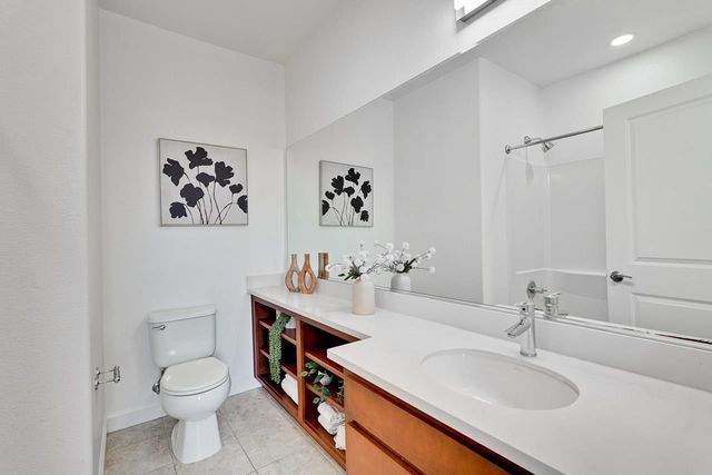 576 San Posadas Terrace, Sunnyvale, CA 94085