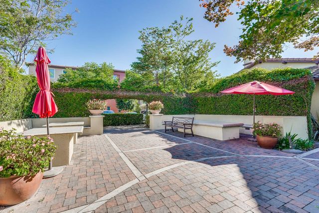 576 San Posadas Terrace, Sunnyvale, CA 94085