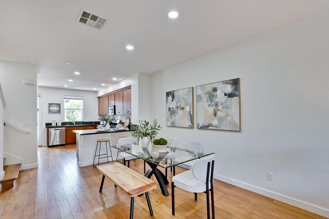 576 San Posadas Terrace, Sunnyvale, CA 94085