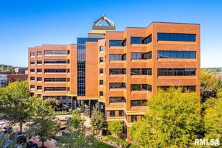 1515 5th Ave Ste 400, Moline, IL 61265