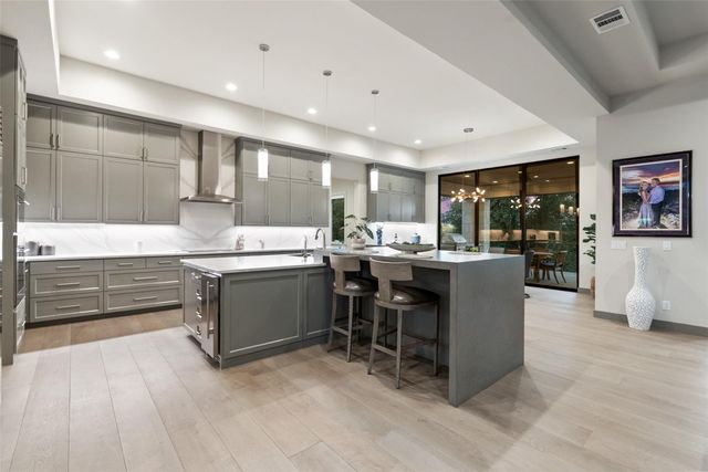 591 Vendemmia BND, Austin, TX 78738