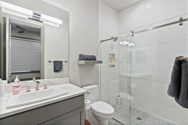 591 Vendemmia BND, Austin, TX 78738