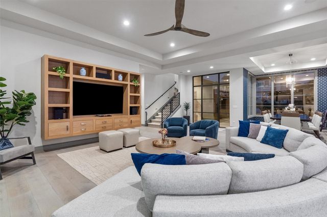 591 Vendemmia BND, Austin, TX 78738