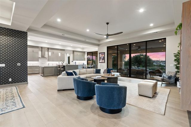 591 Vendemmia BND, Austin, TX 78738