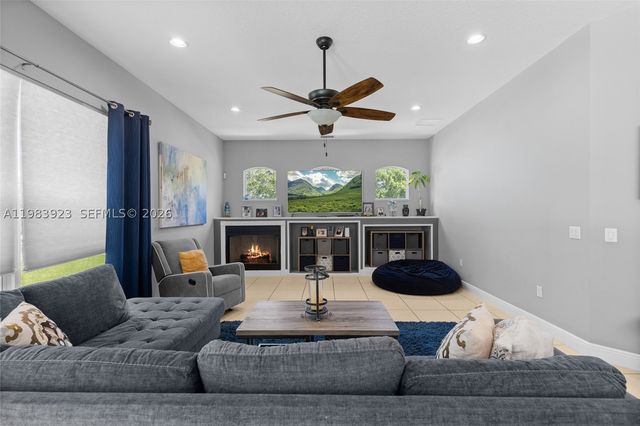 330 GLEN CLUB DR., Other, FL 32713