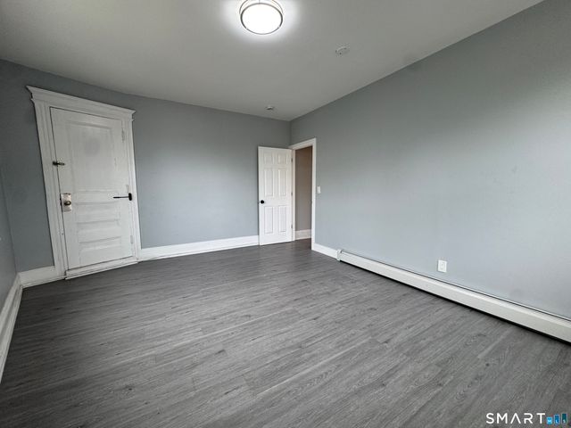 1874 Barnum Avenue, Stratford, CT 06614