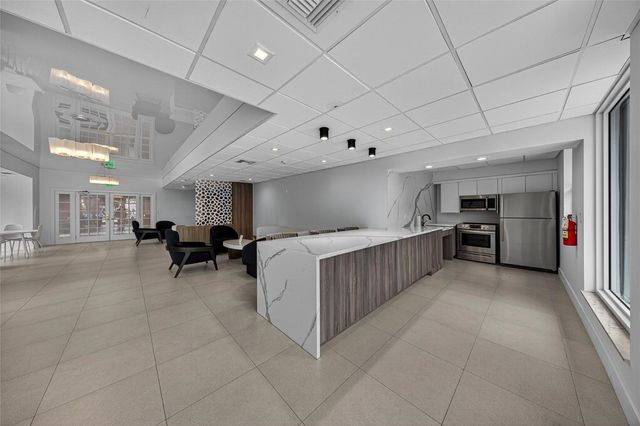 1800 N Andrews Avenue 2F, Fort Lauderdale, FL 33311