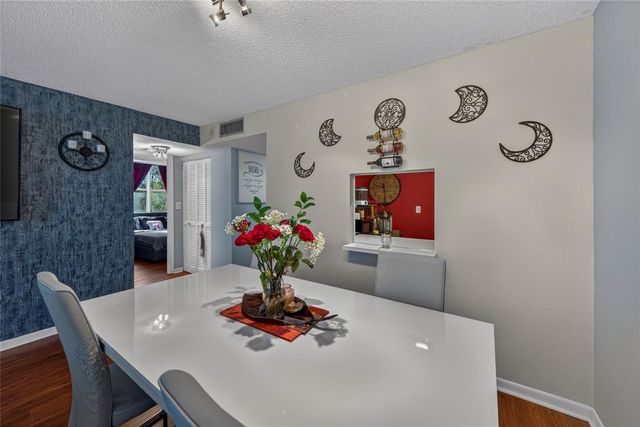 1800 N Andrews Avenue 2F, Fort Lauderdale, FL 33311