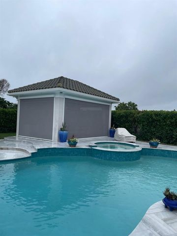 15925 Springhill Court, Wellington, FL 33414