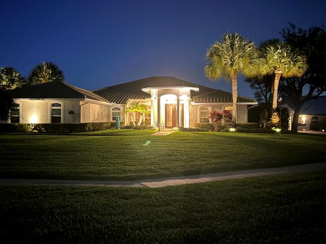 15925 Springhill Court, Wellington, FL 33414