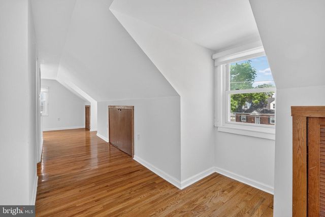 5831 33RD AVE, Hyattsville, MD 20782