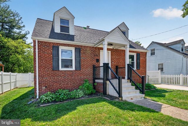 5831 33RD AVE, Hyattsville, MD 20782