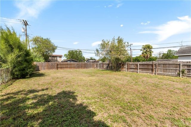 909 Buchanan Avenue, Harlingen, TX 78550