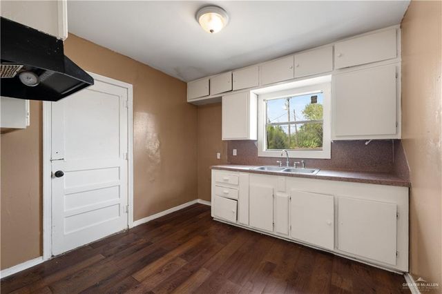 909 Buchanan Avenue, Harlingen, TX 78550