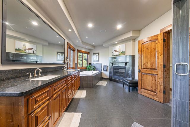 11710 Tinkers Landing, Truckee, CA 96161