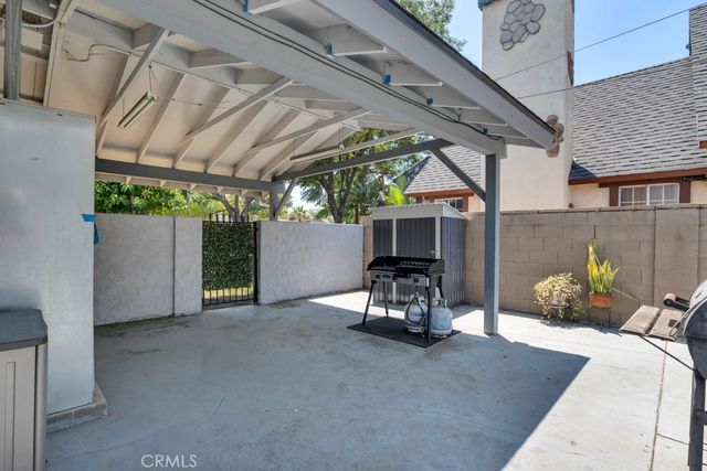 22641 Sherman Way, West Hills, CA 91307