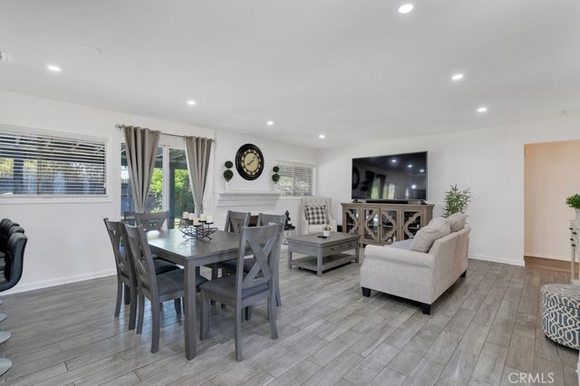 22641 Sherman Way, West Hills, CA 91307