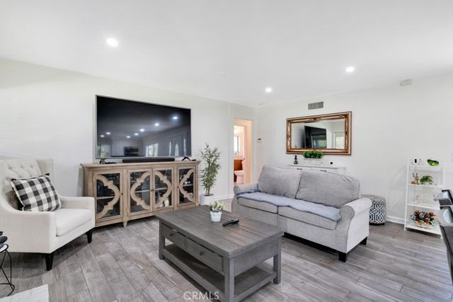 22641 Sherman Way, West Hills, CA 91307