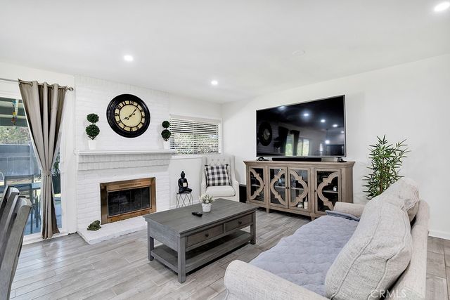 22641 Sherman Way, West Hills, CA 91307