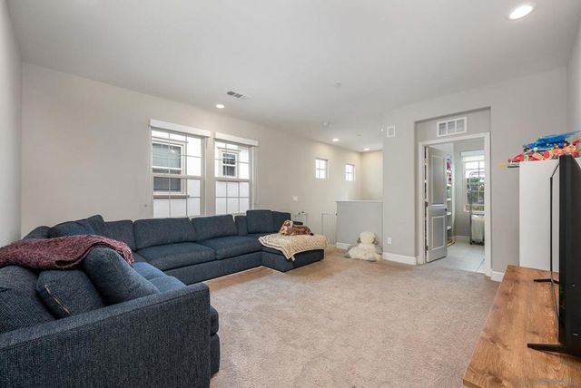 7025 Via Agave, San Diego, CA 92130