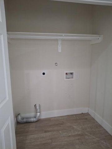 7851 Hanna Street B, Houston, TX 77028