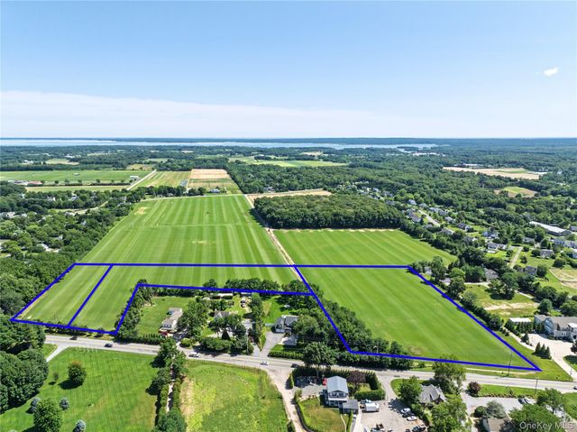 Sound Avenue, Aquebogue, NY 11931
