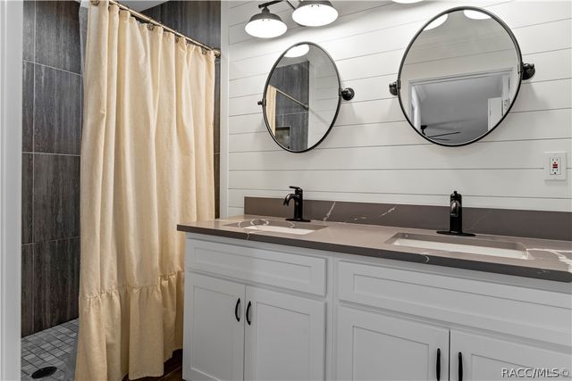 11108 W Thoreau Place, Crystal River, FL 34428