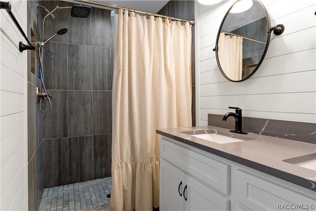 11108 W Thoreau Place, Crystal River, FL 34428