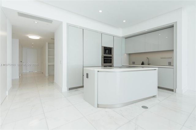18975 Collins Avenue 801, Sunny Isles Beach, FL 33160