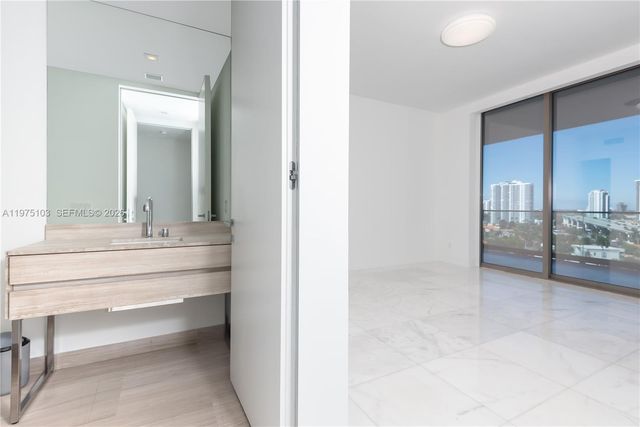 18975 Collins Avenue 801, Sunny Isles Beach, FL 33160