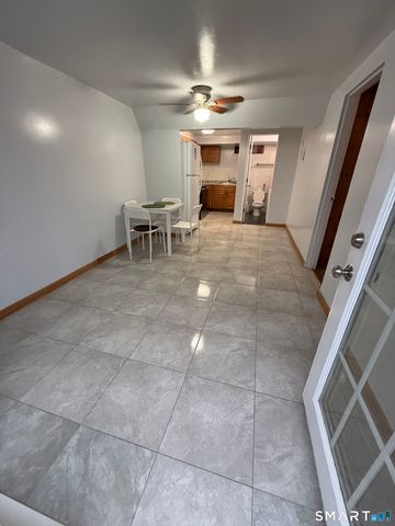 17 Navarro Road, East Haven, CT 06512