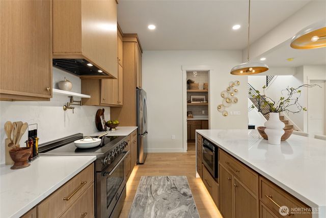 1305 Maine Court, Milton, WA 98354