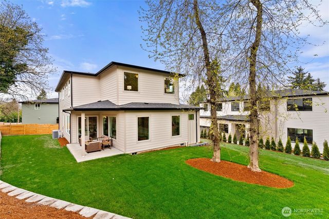 1305 Maine Court, Milton, WA 98354