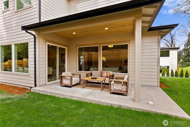 1305 Maine Court, Milton, WA 98354