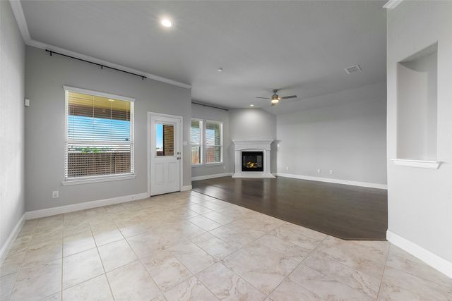 1303 Axis Deer Road, Arlington, TX 76002