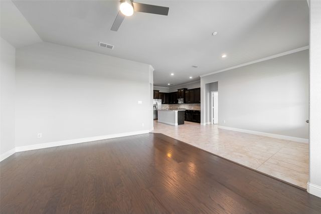 1303 Axis Deer Road, Arlington, TX 76002