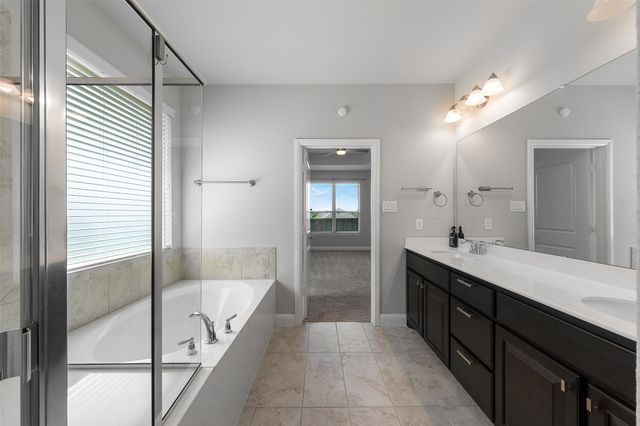 1303 Axis Deer Road, Arlington, TX 76002