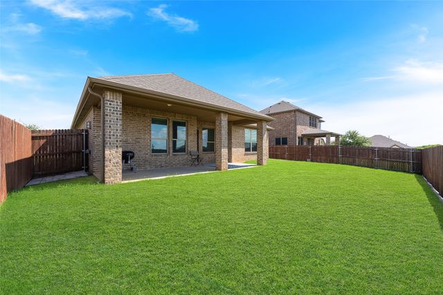 1303 Axis Deer Road, Arlington, TX 76002