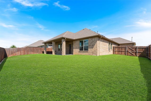 1303 Axis Deer Road, Arlington, TX 76002