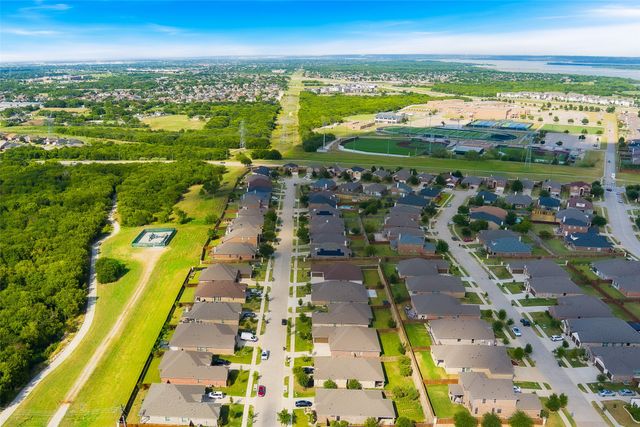 1303 Axis Deer Road, Arlington, TX 76002
