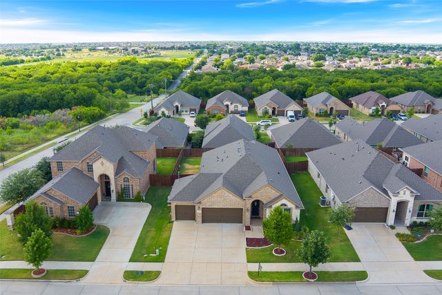 1303 Axis Deer Road, Arlington, TX 76002