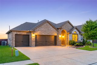 1303 Axis Deer Road, Arlington, TX 76002