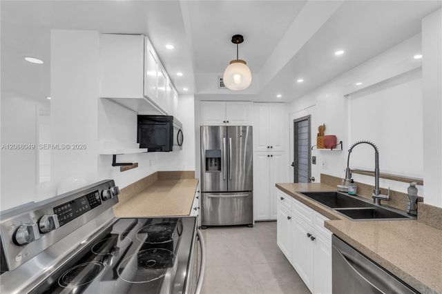9101 E Bay Harbor Drive 706, Bay Harbor Islands, FL 33154