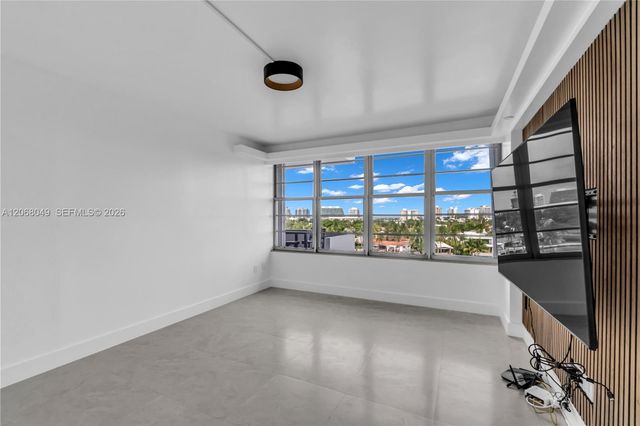 9101 E Bay Harbor Drive 706, Bay Harbor Islands, FL 33154