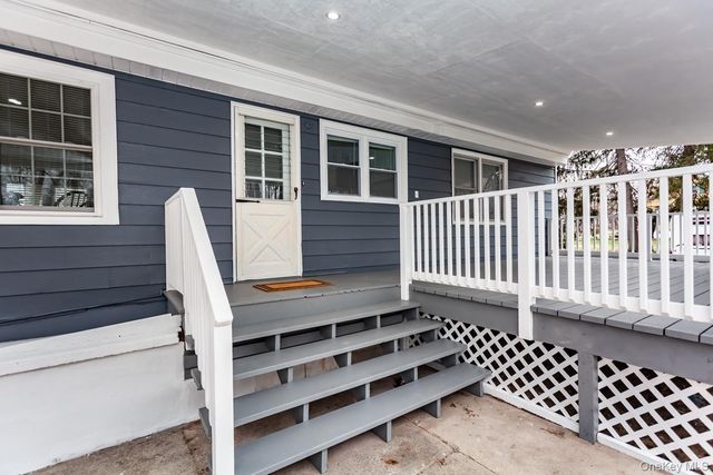 15 Waring Road, Newburgh, NY 12550