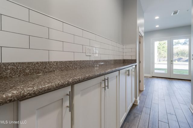 225 Winter Garden Drive, F2, Long Beach, MS 39560