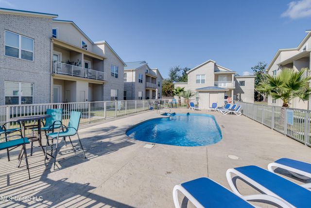 225 Winter Garden Drive, F2, Long Beach, MS 39560