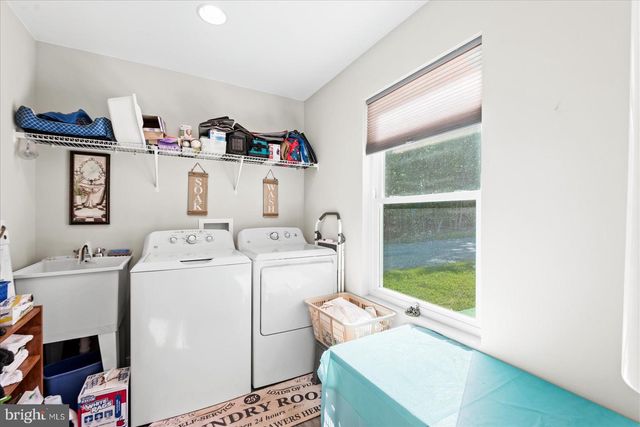 249 WASHINGTON DR, Ruther Glen, VA 22546