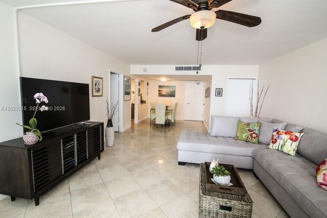 5151 Collins Ave 827, Miami Beach, FL 33140