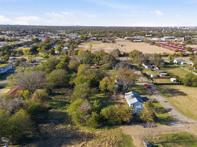 2401 Benton Street, Waco, TX 76706